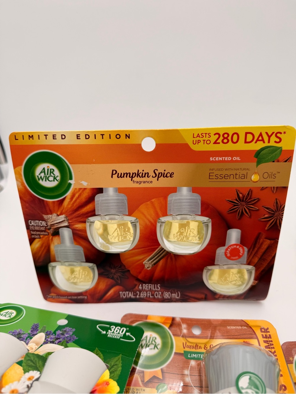 Air Wick Plug-In Fragrance Bundle - Picture 2 of 12